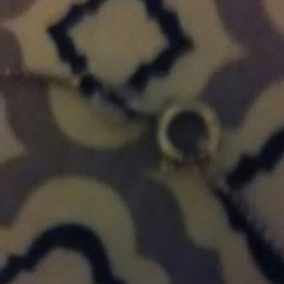 Mother Mary Pendant Necklace - Picture 4 of 4